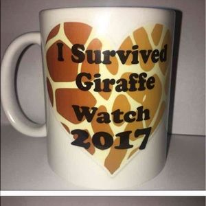 I survived giraffe watch 2017 shirt xl